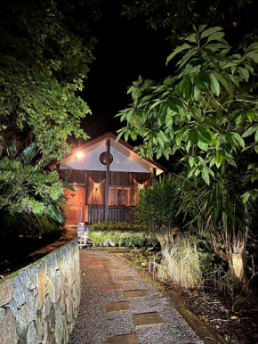 Cottage In The Woods - Formerly King Ludwigs Cottage